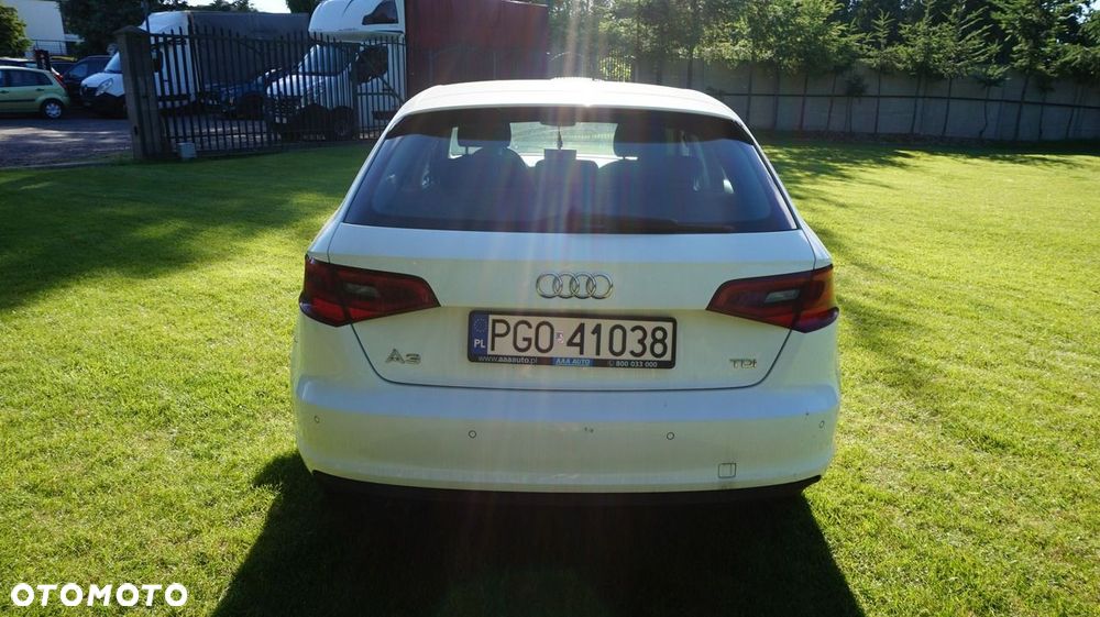 Audi A3 Sportback - 6