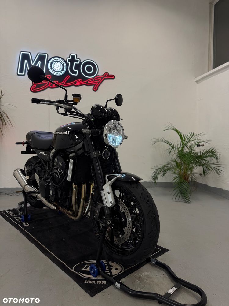 Kawasaki Z 900 RS - 9