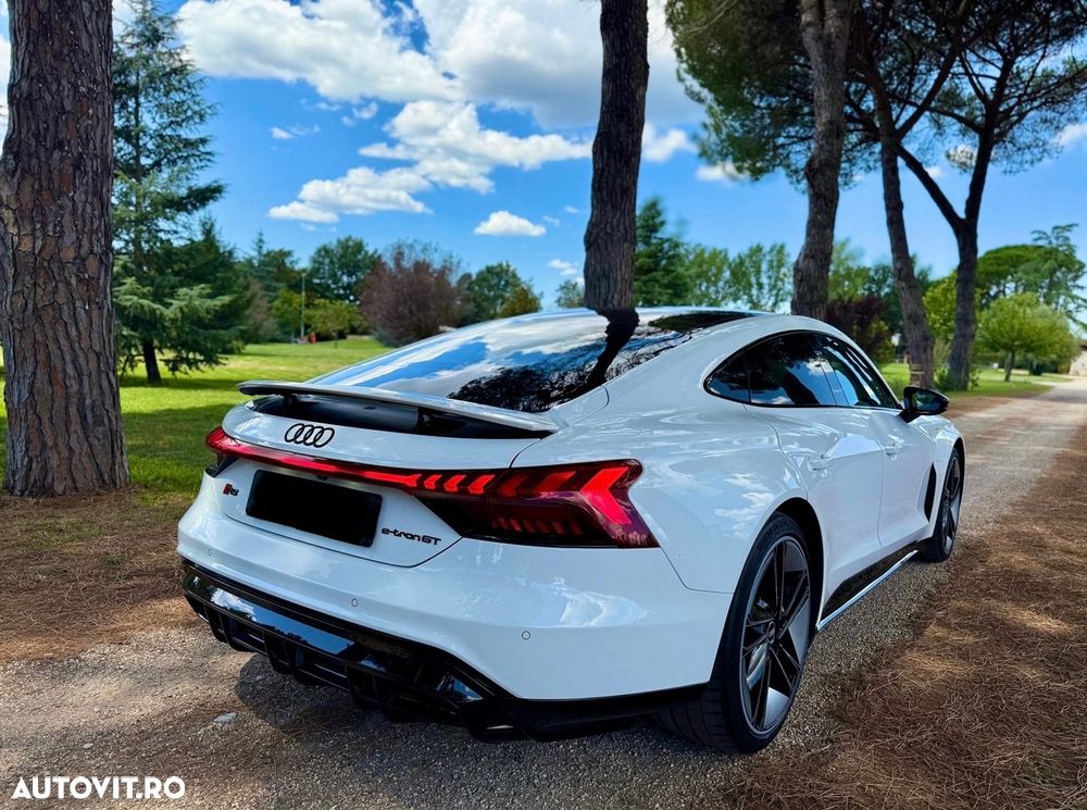 Audi e-tron GT RS quattro - 6