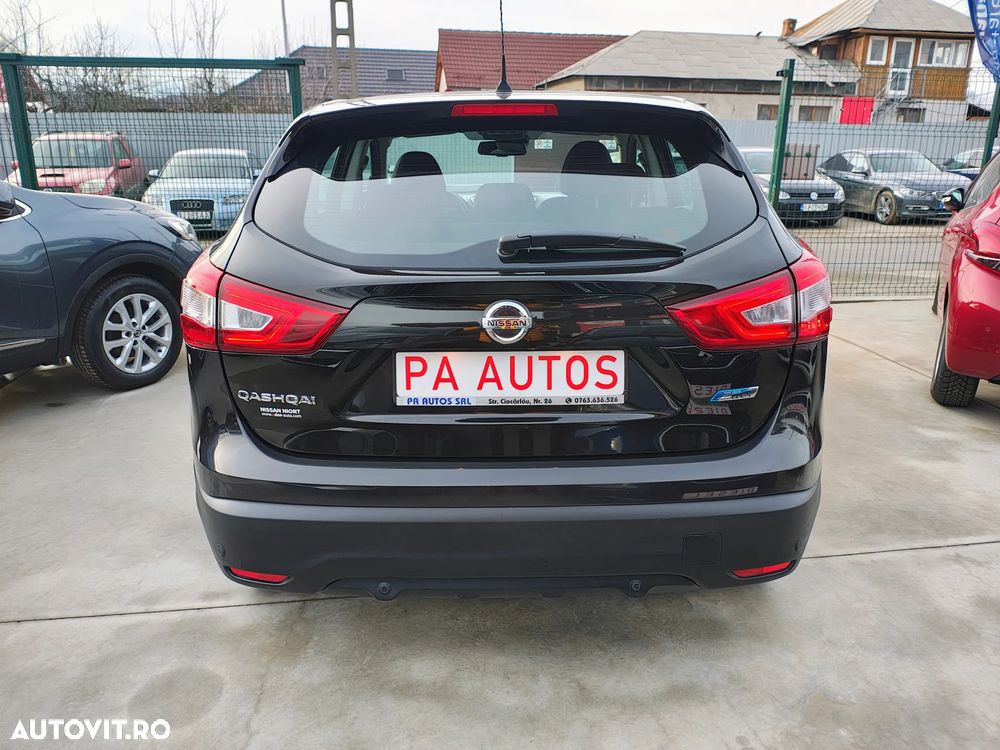 Nissan Qashqai 1.6 DCI N-Connecta - 16