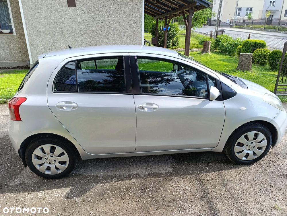 Toyota Yaris 1.3 Luna A/C - 6