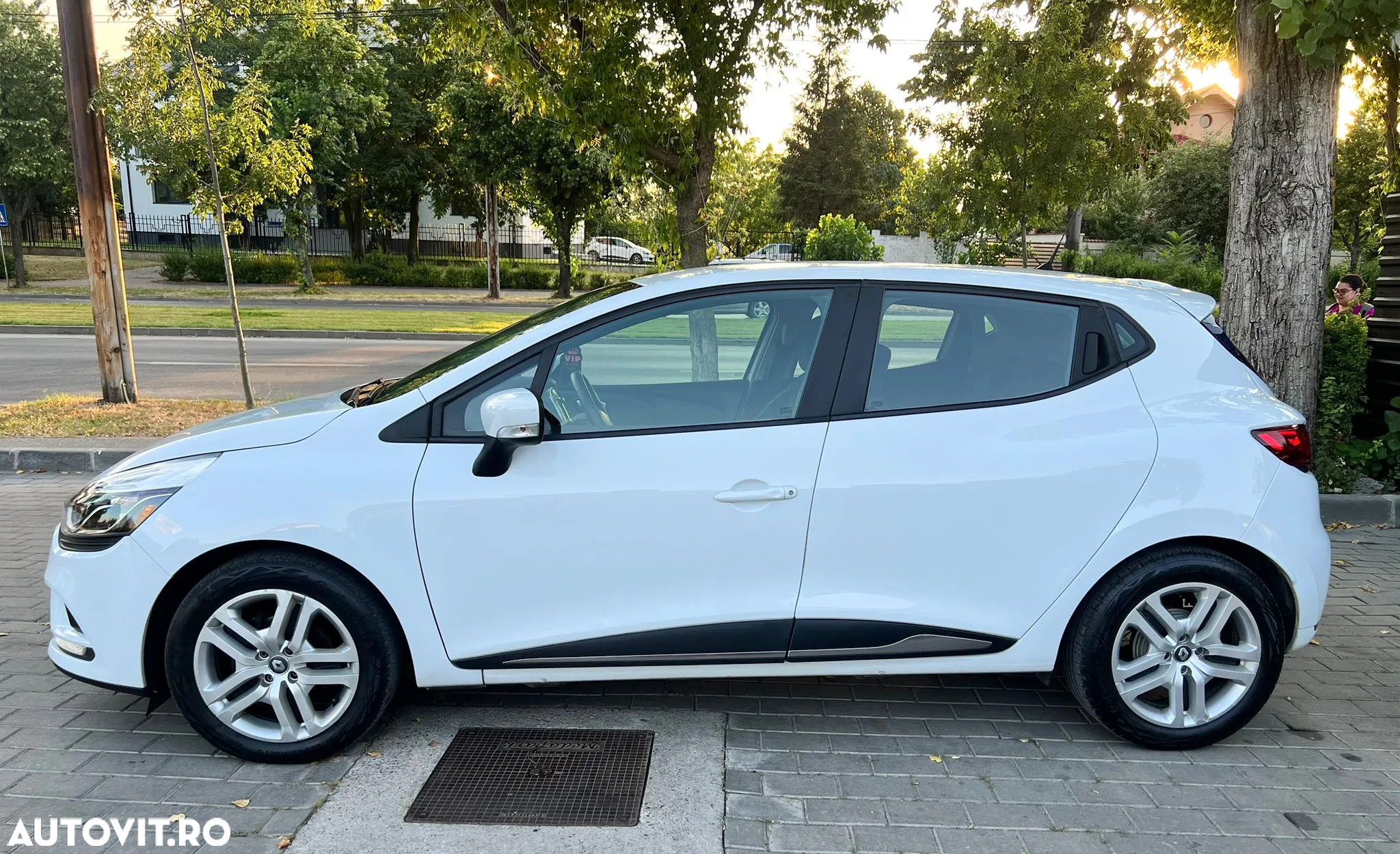 Renault Clio dCi 90 Limited - 9