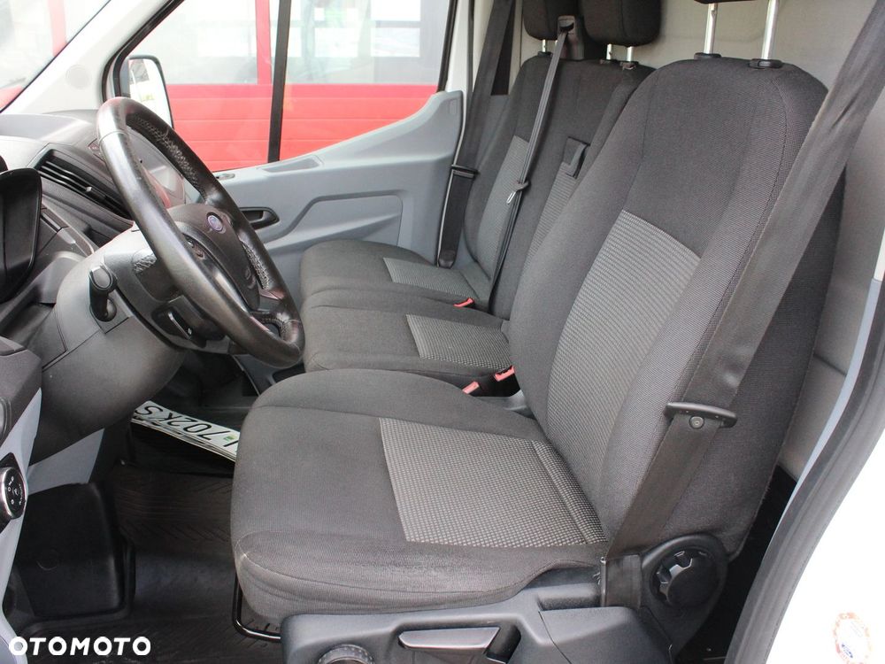 Ford Transit - 10