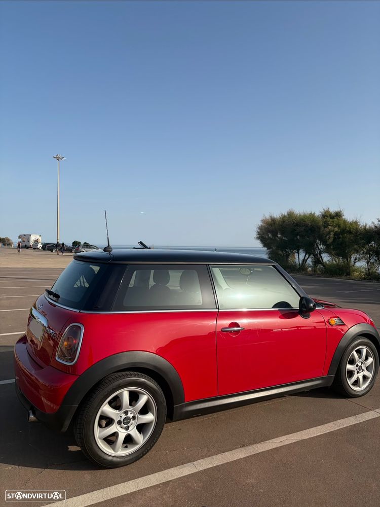 MINI 3 Portas Cooper D - 3