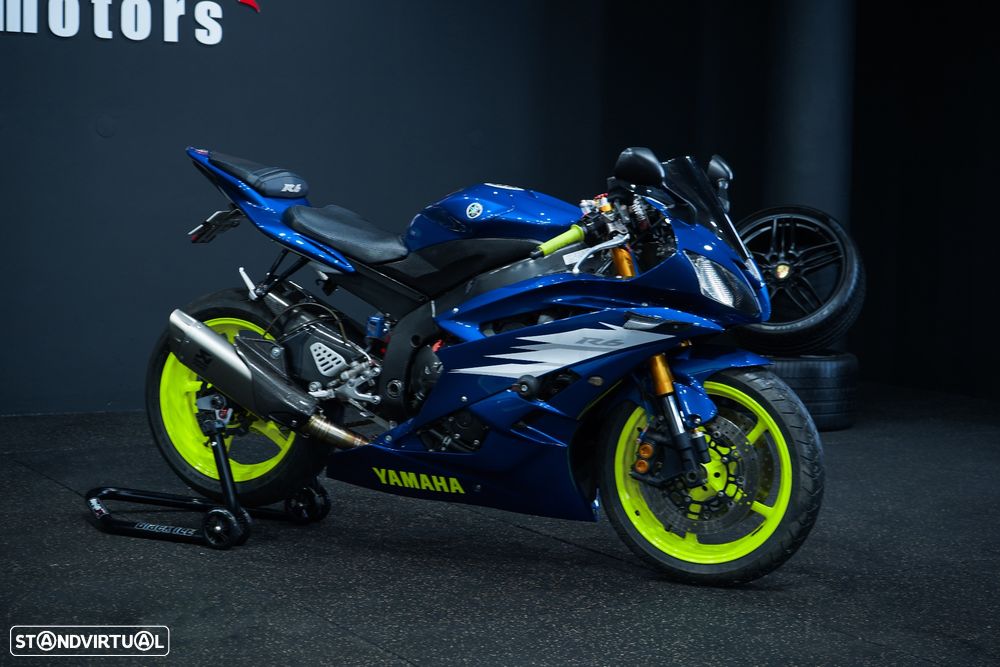 Yamaha YZF R6 - 4