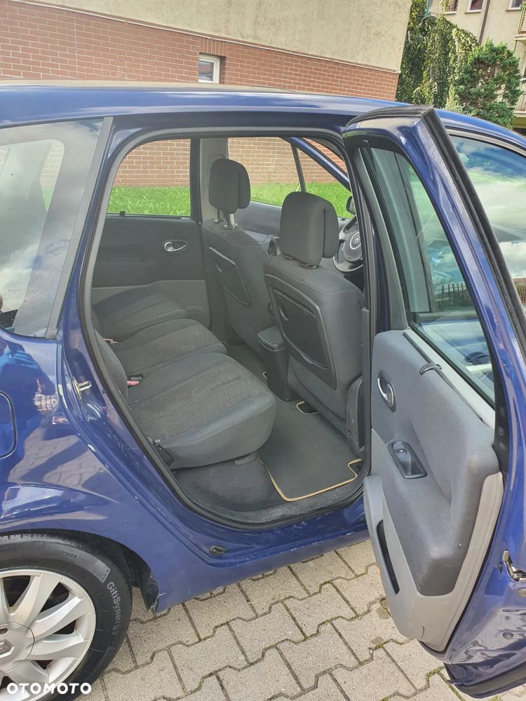 Renault Scenic - 9