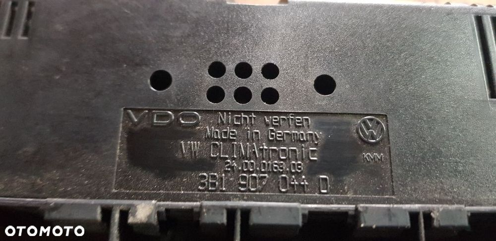 VOLKSWAGEN PASSAT B5 3B1907044D - 3