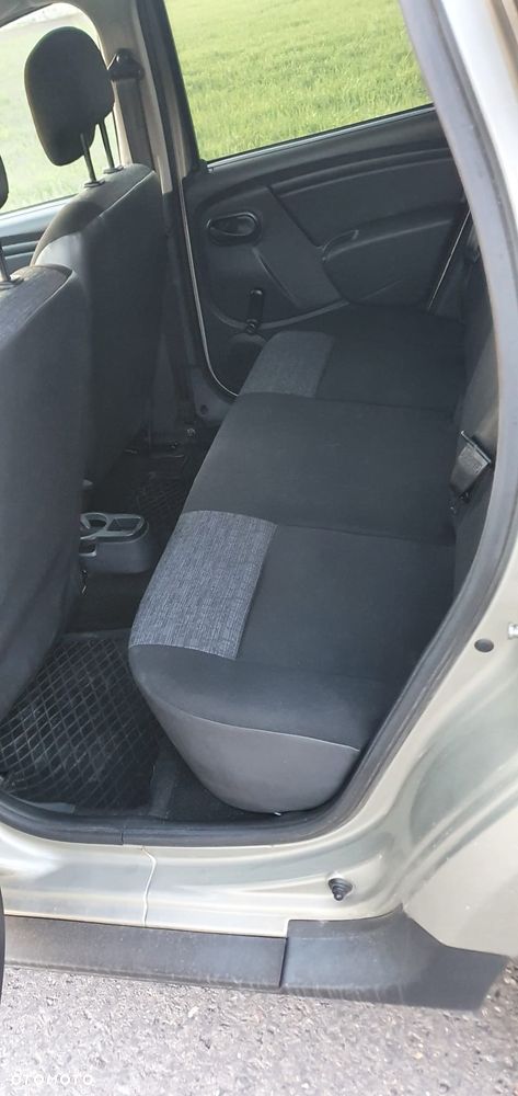 Dacia Duster dCi 85 4x2 Ambiance - 11