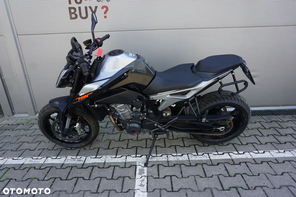 KTM Duke - 13