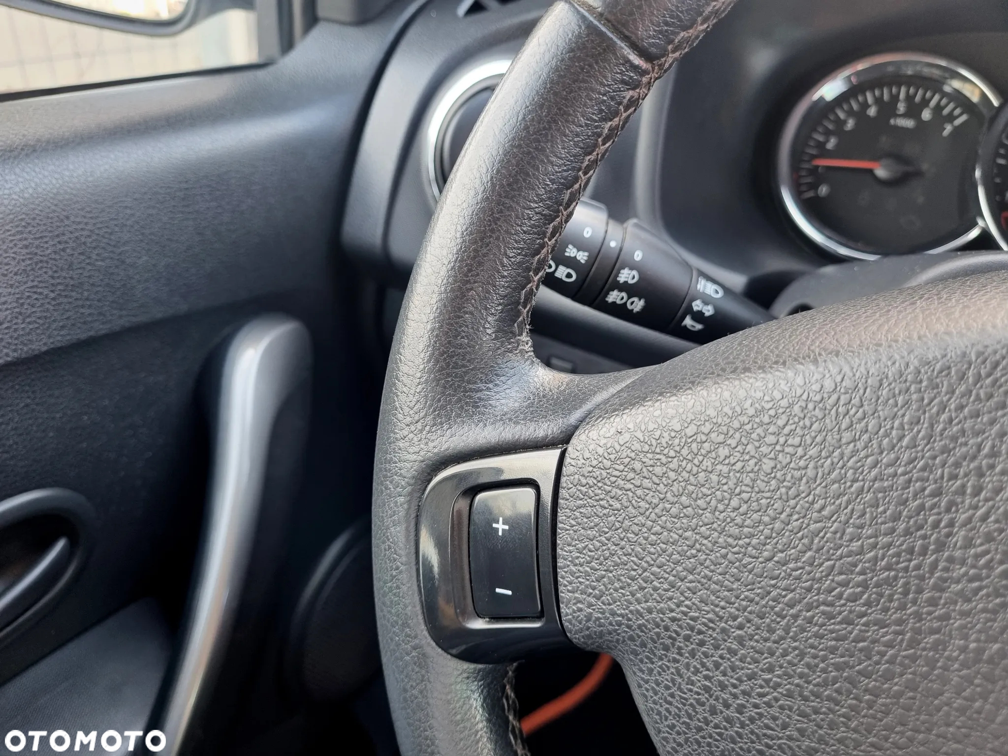 Dacia Sandero Stepway 0.9 TCe Laureate S&S - 21