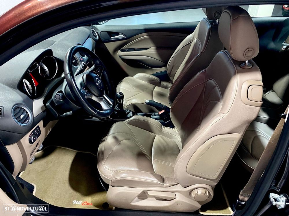 Opel Adam 1.0 T Rocks - 28