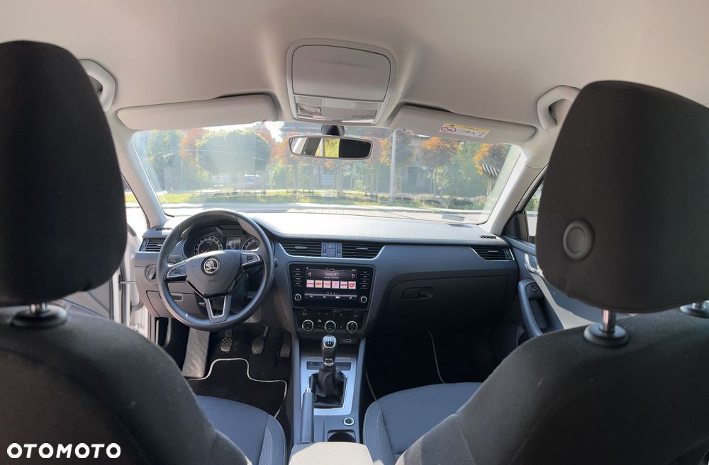 Skoda Octavia 1.6 TDI SCR Ambition - 10