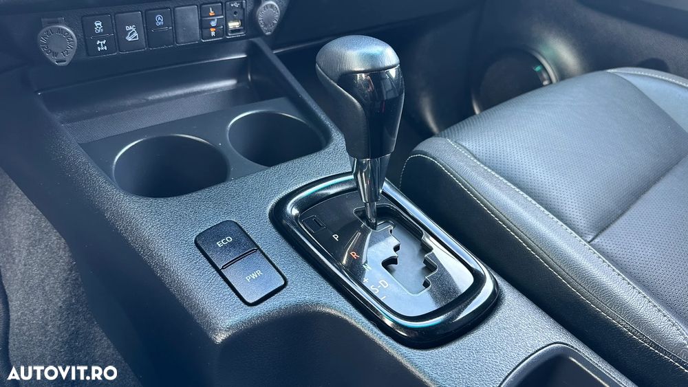 Toyota Hilux 2.8D 204CP 4x4 Double Cab AT Invincible Color Edition - 29