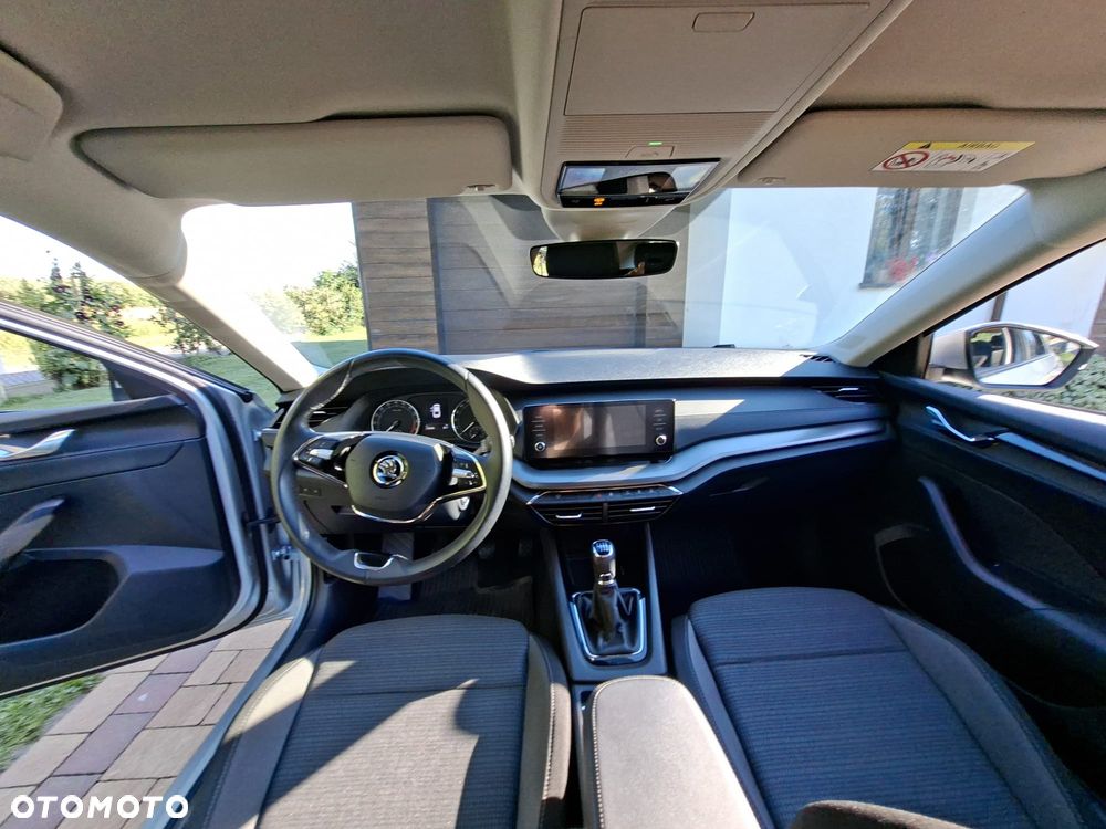 Skoda Octavia 2023 photo 4