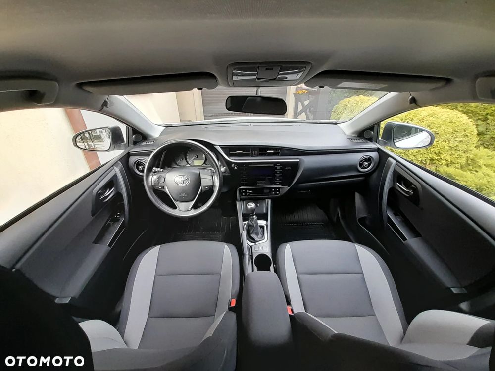 Toyota Auris 1.33 VVT-i Active - 18