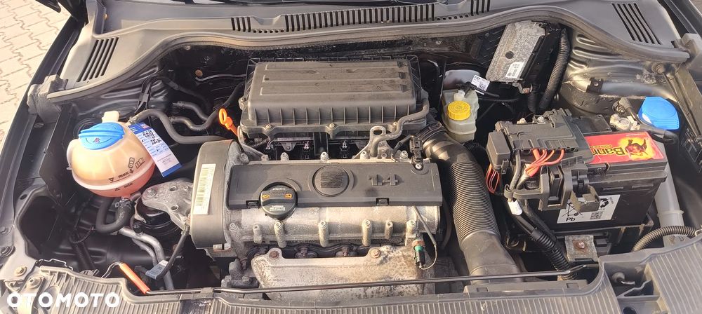 Seat Ibiza 1.4 16V Style - 24