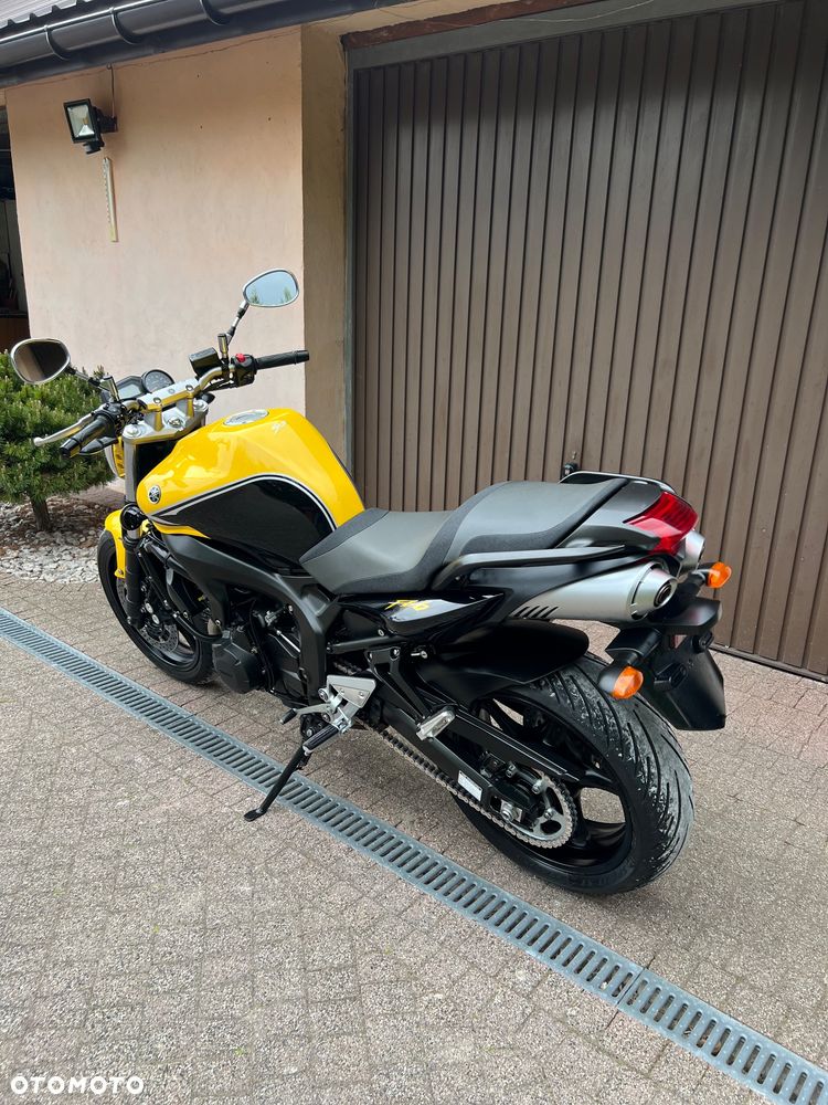 Yamaha FZ6 - 4