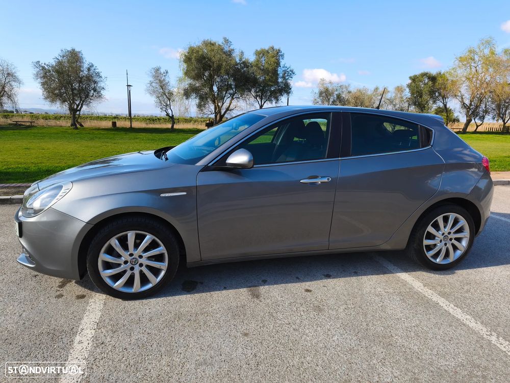 Alfa Romeo Giulietta 1.6 JTDM Super - 5
