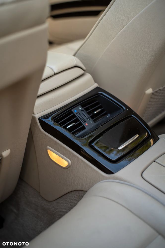 BMW Seria 3 325i Cabrio - 14