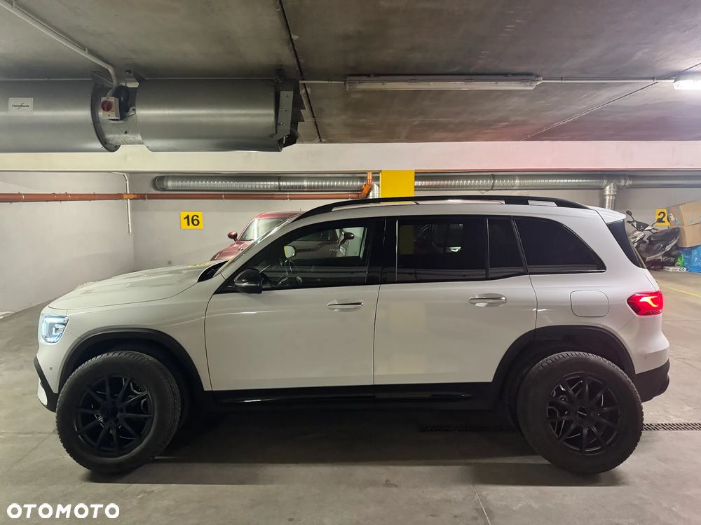 Mercedes-Benz GLB 200 AMG Line 7G-DCT - 23