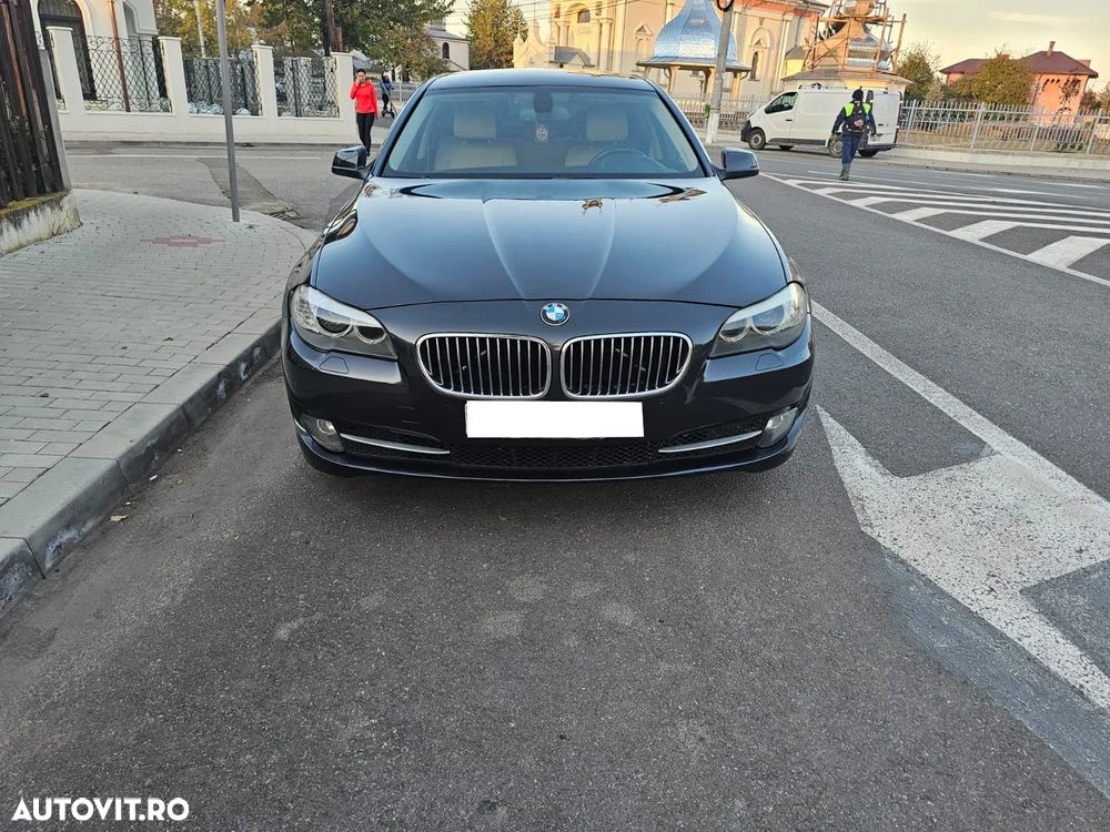 BMW Seria 5 525d Touring Sport-Aut. Luxury Line - 8