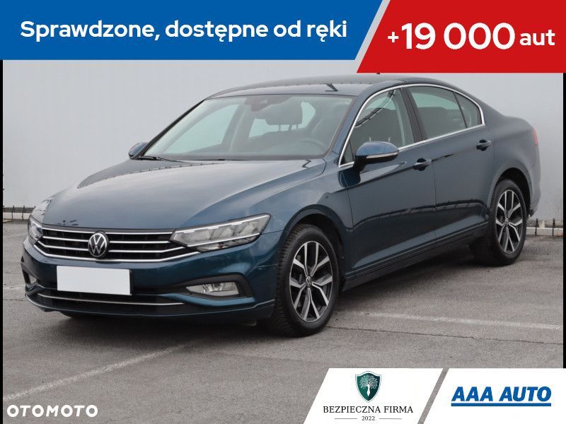 Volkswagen Passat - 2