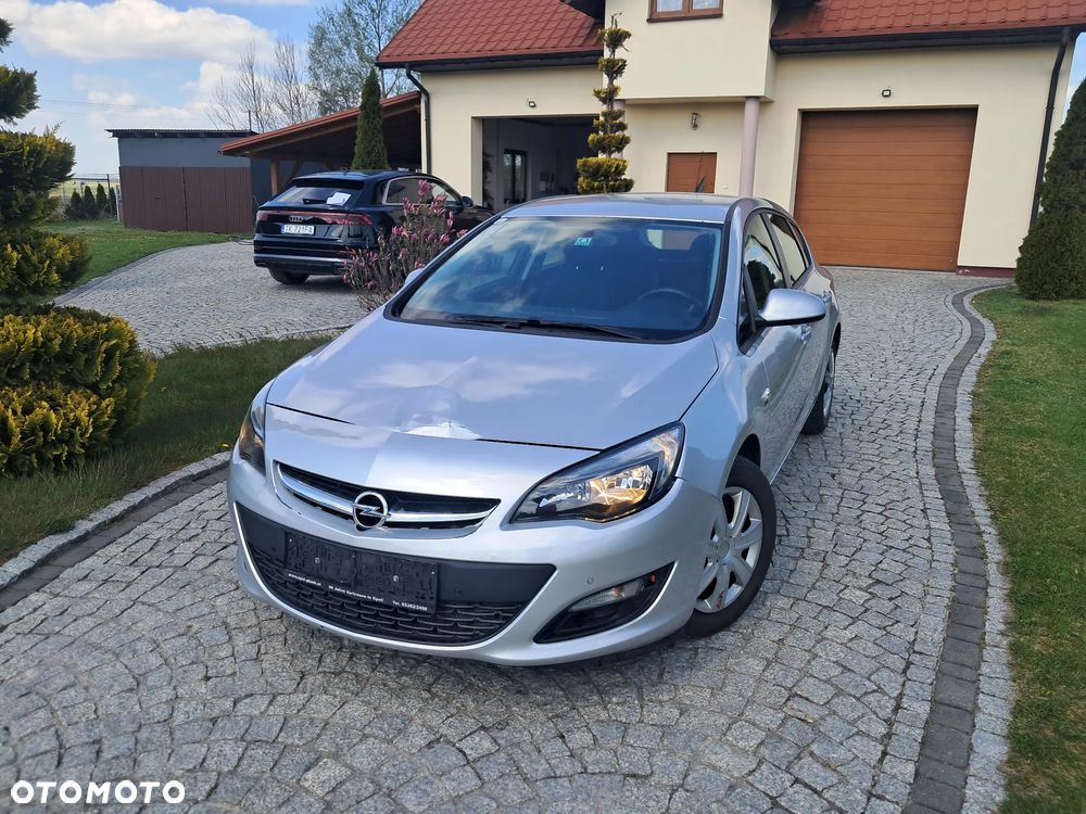 Opel Astra - 1