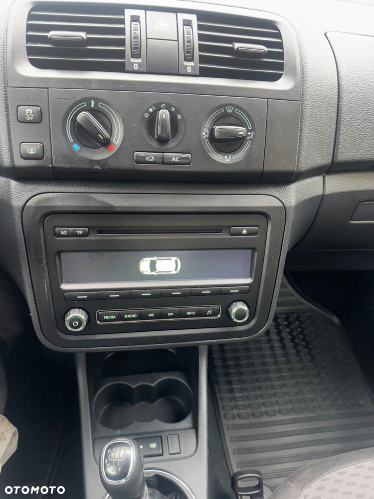 Skoda Fabia 1.4 16V Active Plus - 23