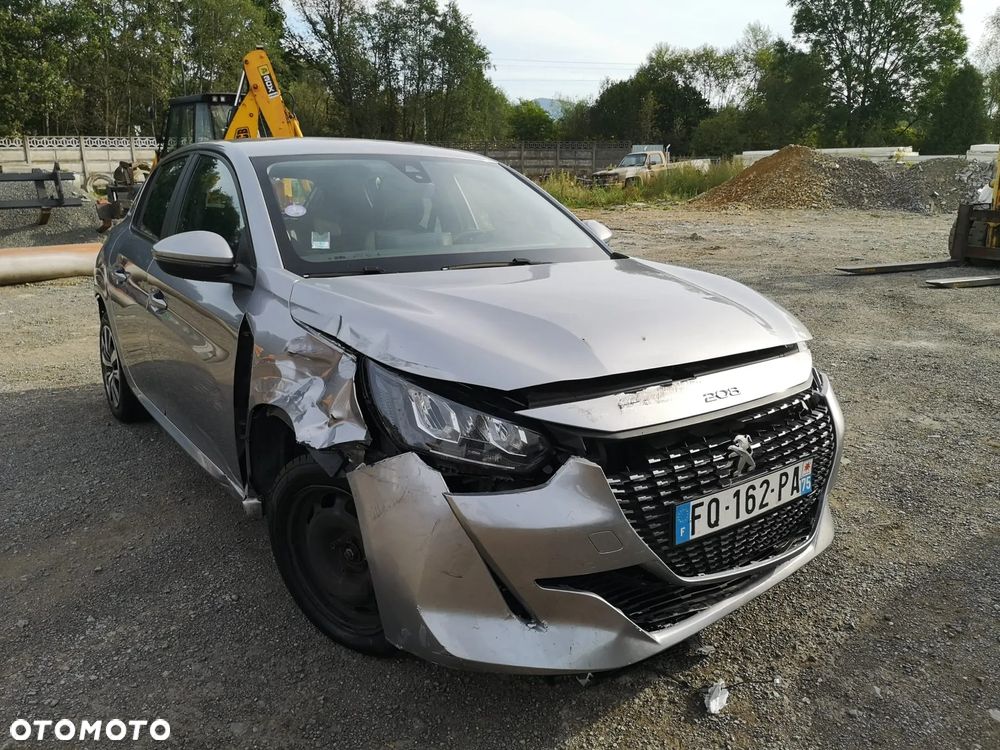 Peugeot 208 - 28
