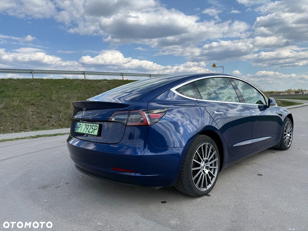 Tesla Model 3 Standard Range Plus - 11