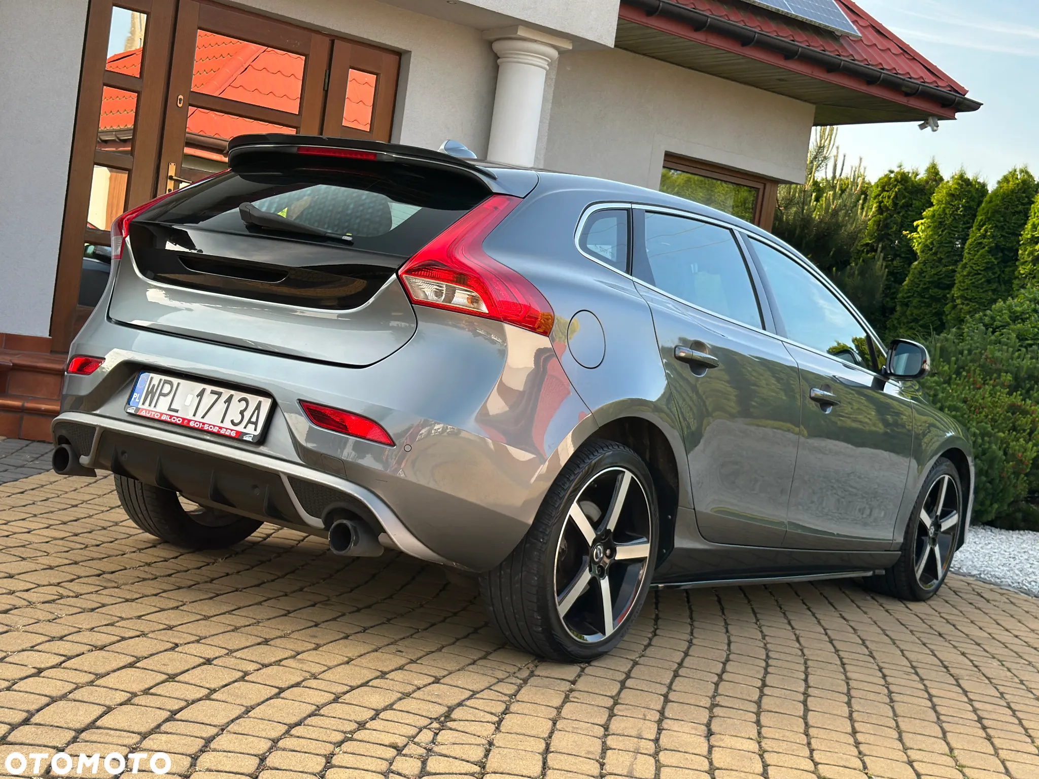 Volvo V40 D4 Drive-E R-Design Summum - 37