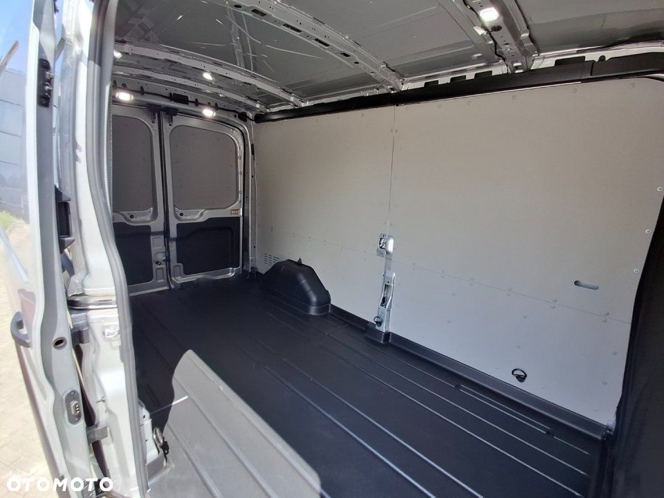 Ford Transit - 3
