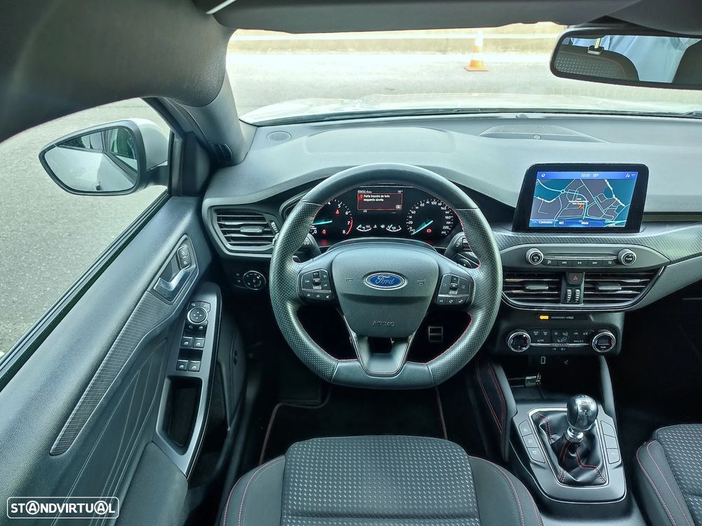Ford Focus 1.0 EcoBoost ST-Line - 6