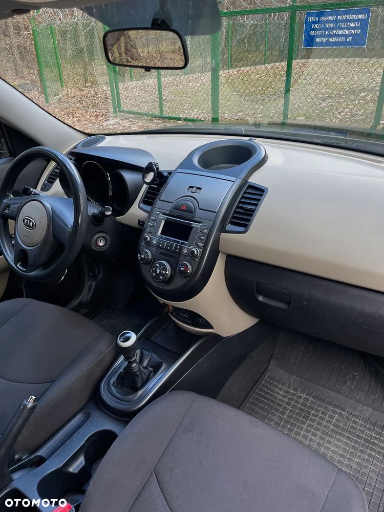Kia Soul 1.6 M - 10