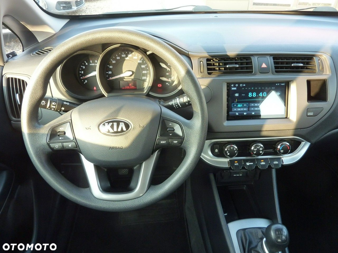 Kia Rio - 20