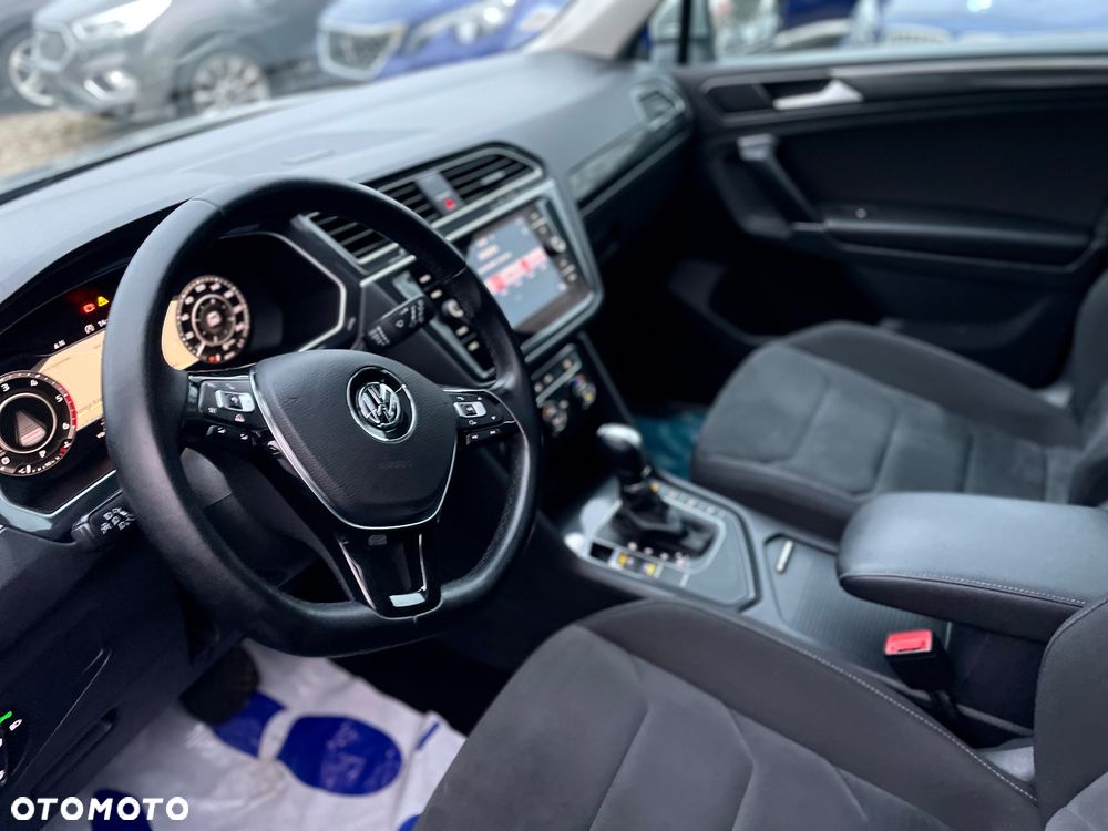 Volkswagen Tiguan 2.0 TDI SCR DSG R-Line - 11