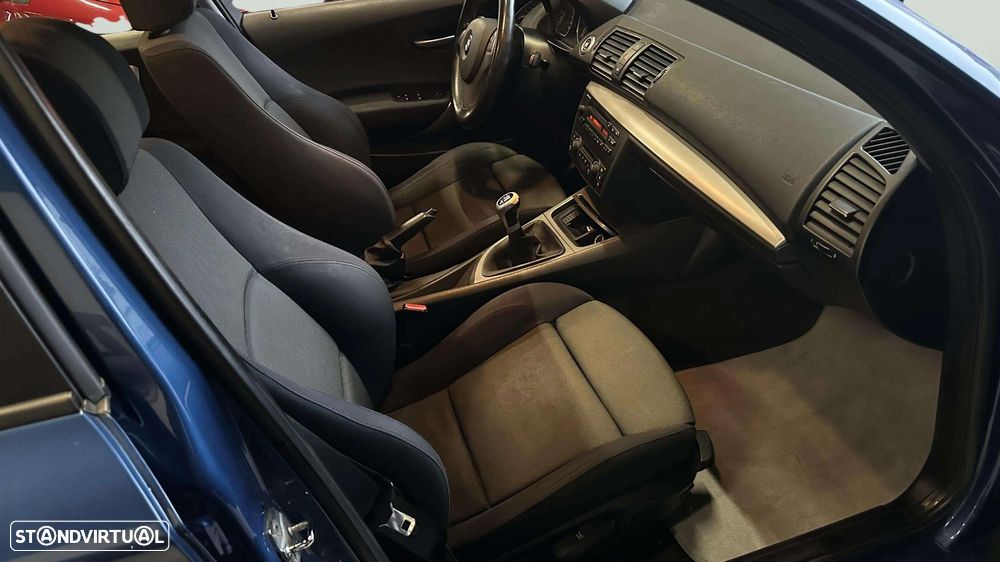 BMW 120 d Sport - 13