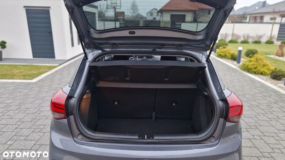 Hyundai i20 1.2 Select - 22