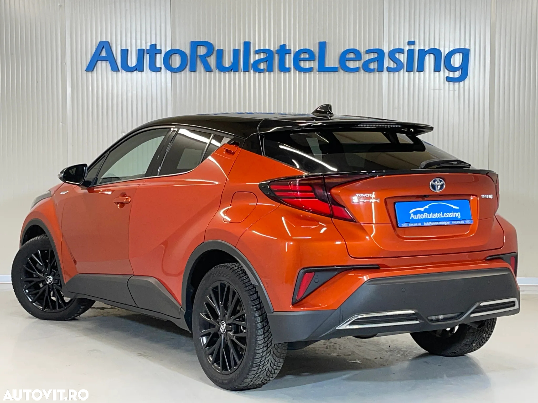 Toyota C-HR 2.0 HSD 184 CP 4x2 CVT Classy Bi-Tone - 4