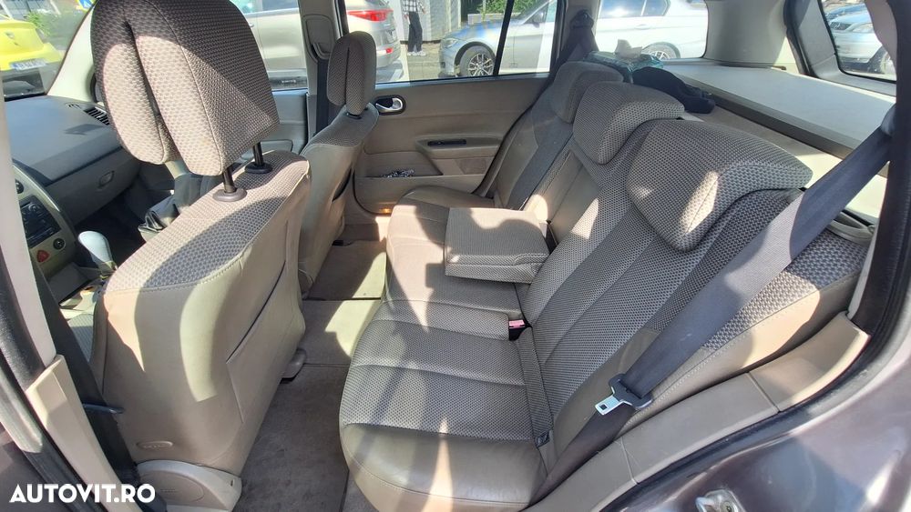 Renault Megane 1.6 Luxe Privilege - 7