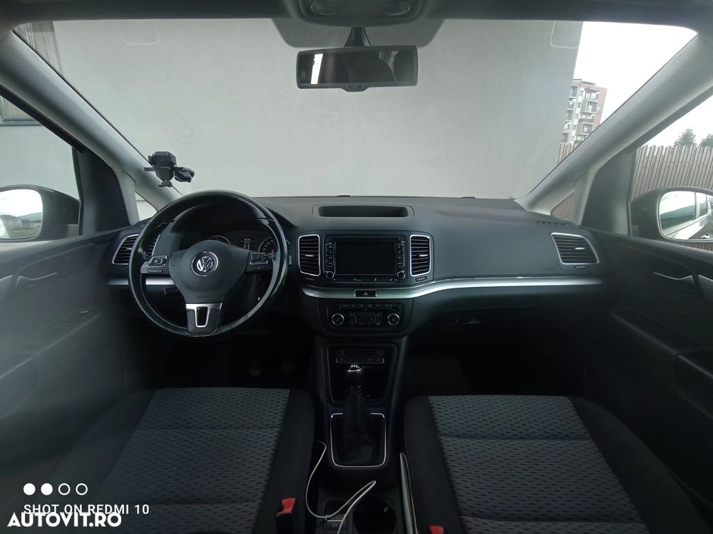 Volkswagen Sharan 2.0 TDI 4MOTION BlueMotion Technology Comfortline - 14