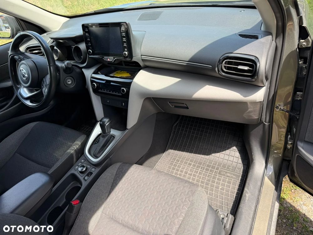 Toyota Yaris Cross - 20