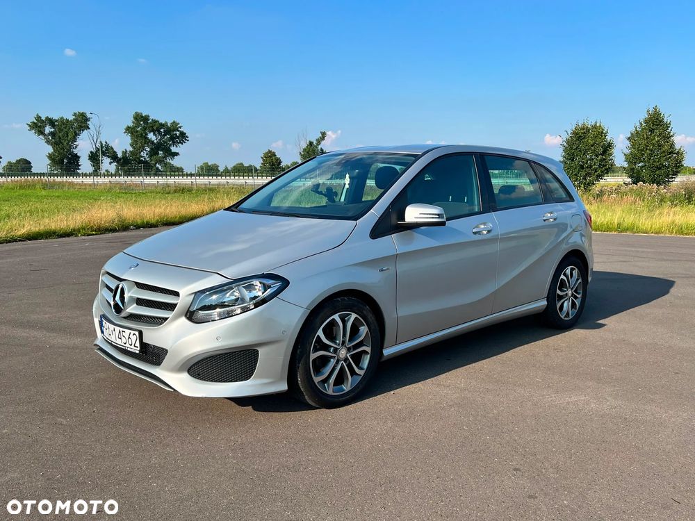 Mercedes-Benz Klasa B 180 7G-DCT - 11