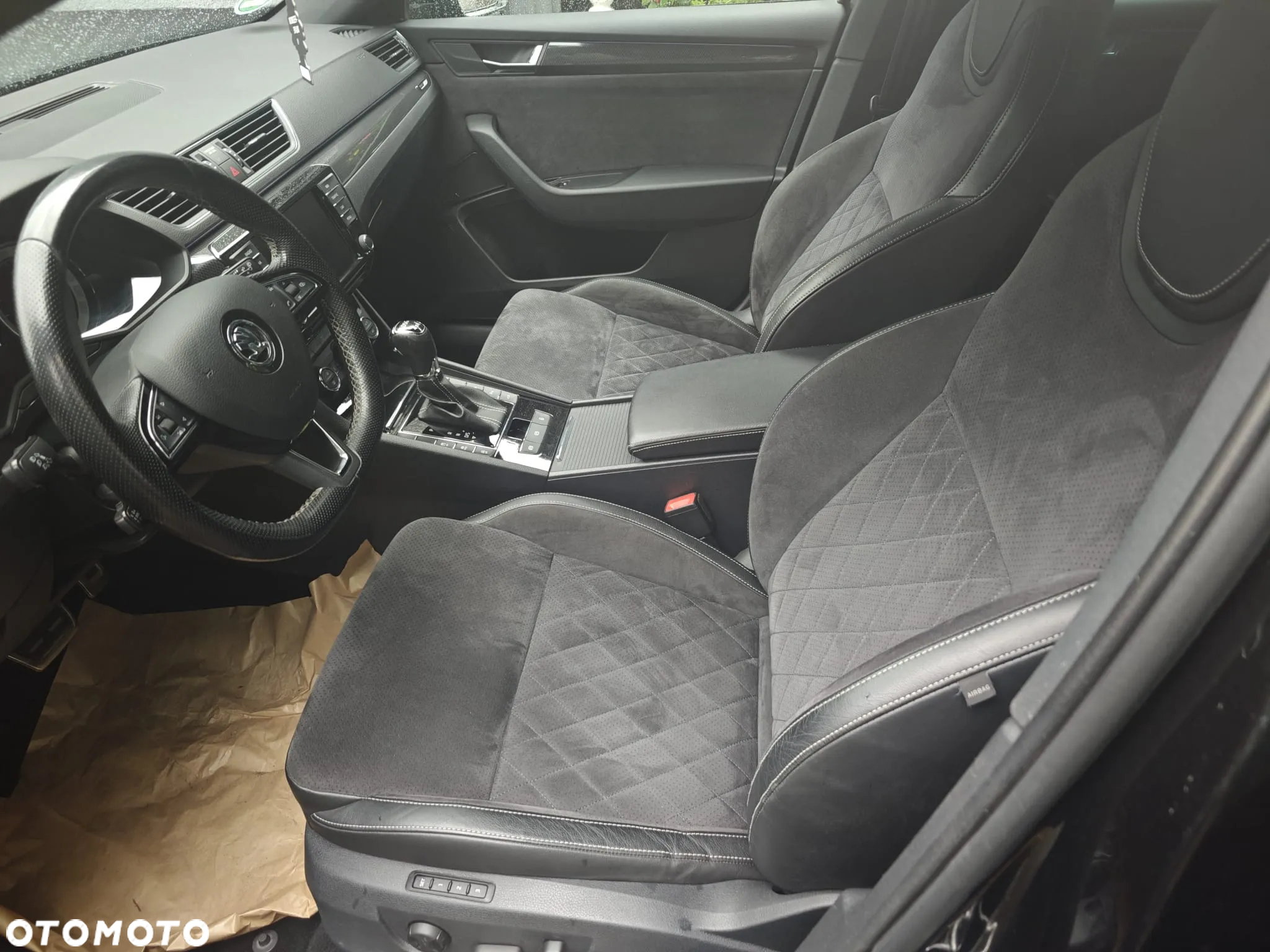 Skoda Superb 2.0 TDI 4x4 DSG Sportline - 12