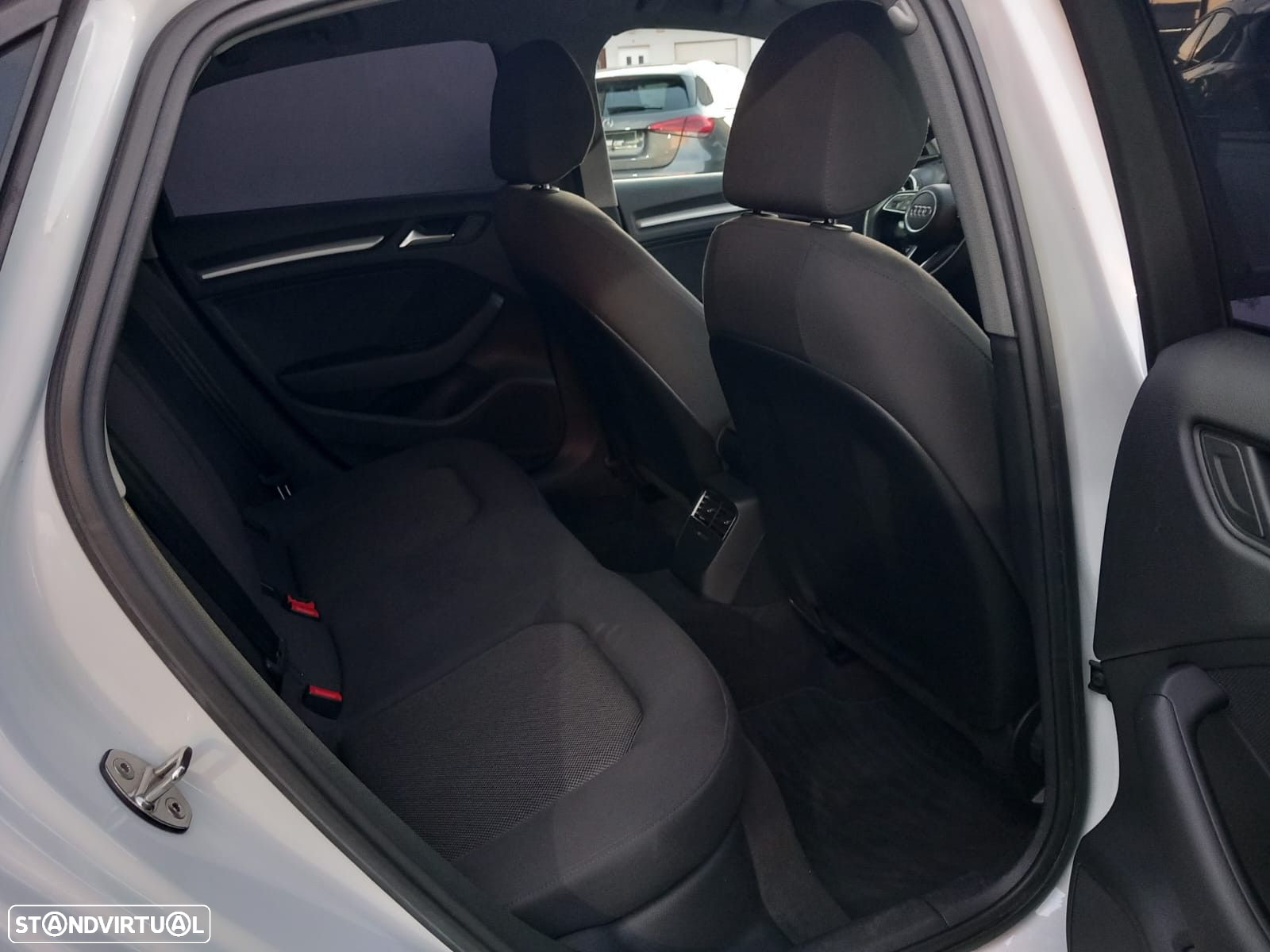 Audi A3 Limousine 1.6 TDI Sport - 26