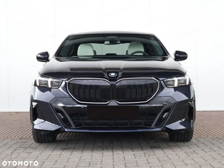 BMW Seria 5 540d xDrive mHEV M Sport - 7
