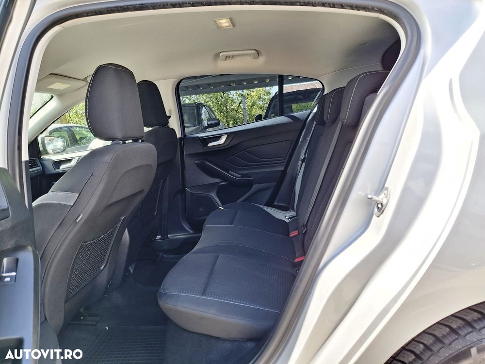 Ford Focus 1.5 EcoBlue Connected - 9