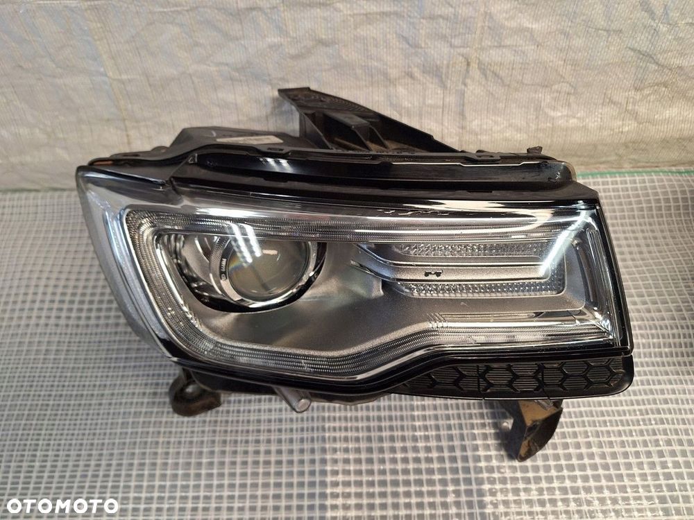 jeep grand cherokee wk2 lift 2014- lampa przod xenon prawy org. demont euro - 4