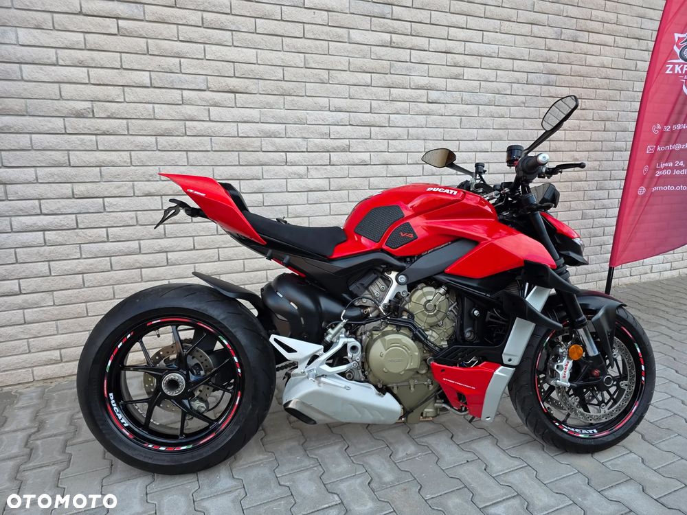 Ducati Streetfighter V4 - 12