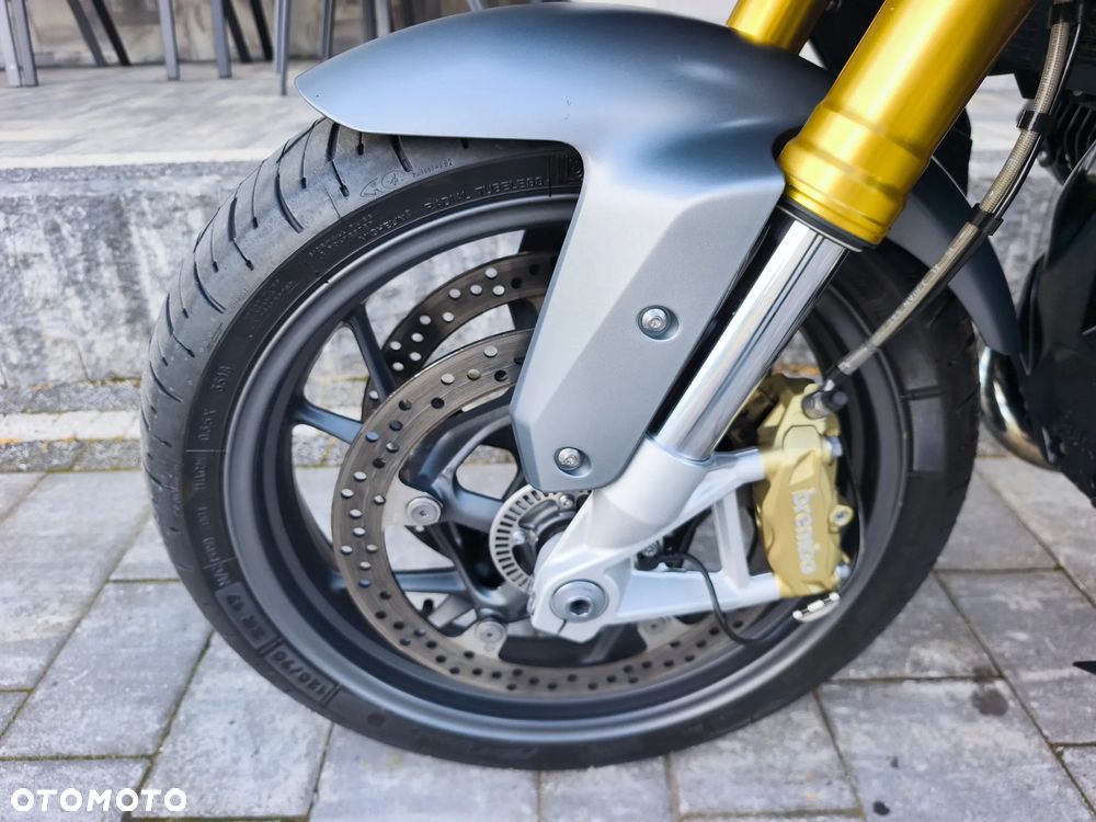 BMW R - 18